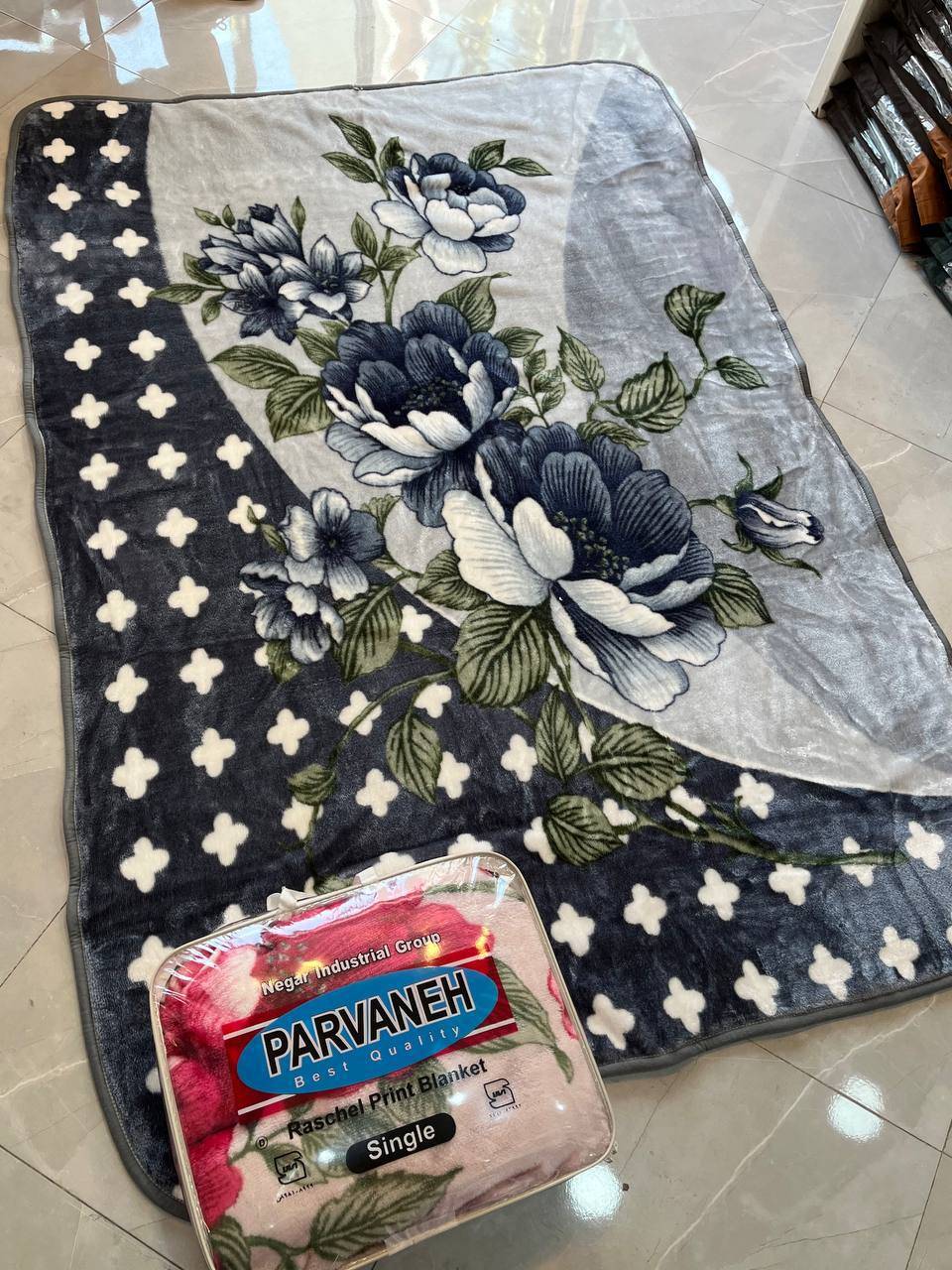 تصویر 2 از خرید پتو پروانه دو نفره گلدار قیمت مناسب