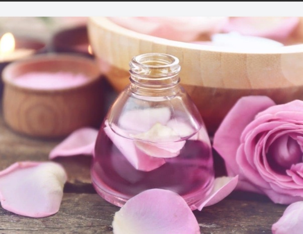 لیست قیمت عمده انواع گلاب + ارسال فوری