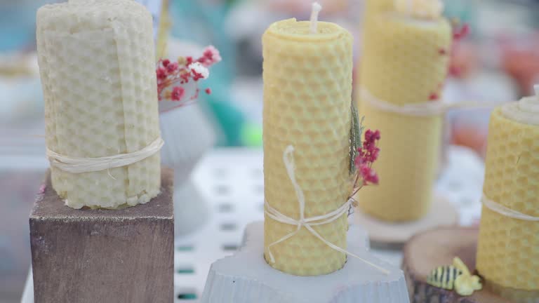 تصویر 1 از فروش شمع با موم عسل جدید + قیمت خرید به صرفه