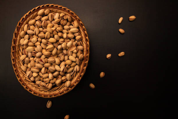 قیمت خرید پسته اکبری انس 22 + فروش ویژه