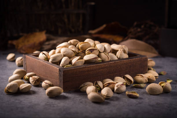 قیمت خرید پسته اکبری باسکول با فروش عمده