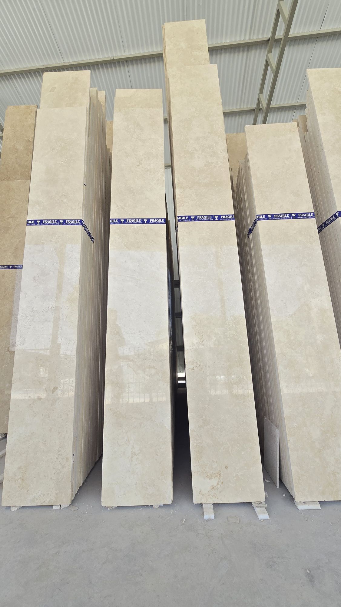 خرید سنگ نما بدون شوره مخصوص مناطق مرطوب