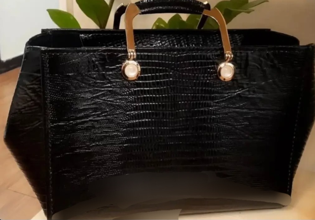 کیف زنانه چرم مجلسی دست دوز