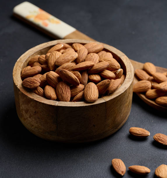 قیمت خرید مغز بادام درجه یک با فروش عمده