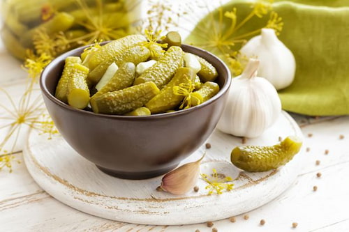 قیمت خیارشور ترد و خوشمزه + خرید باور نکردنی