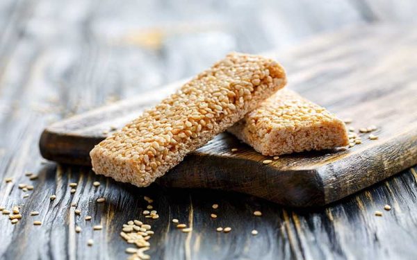 قیمت شیرینی کنجدی کردستان + خرید استثنایی