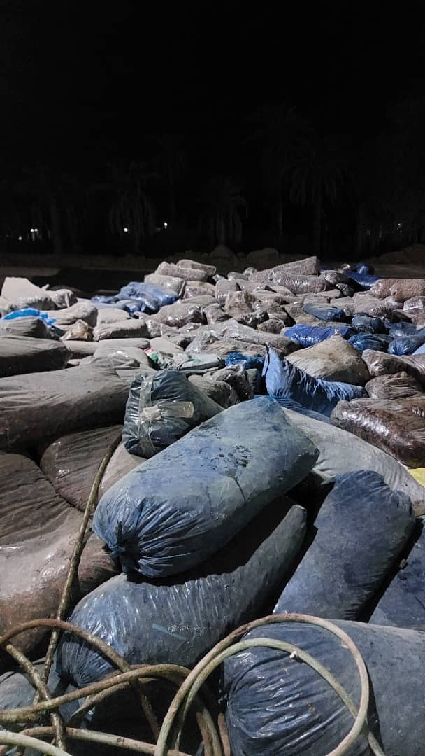 فروش خرما ضایعاتی عنبر آباد ارزان