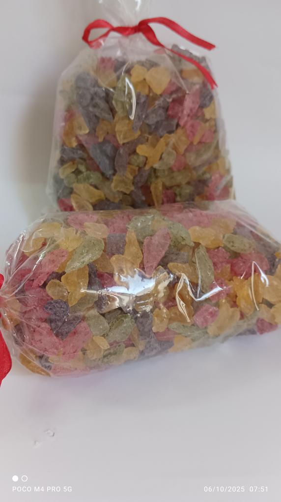 خرده نبات گیاهی و دمنوشی