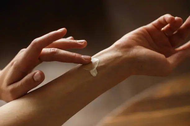 خرید و فروش کرم پوست خشک با شرایط فوق العاده