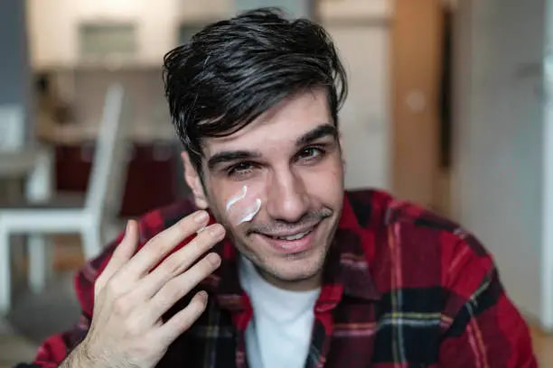 قیمت خرید کرم پوست مردانه با فروش عمده