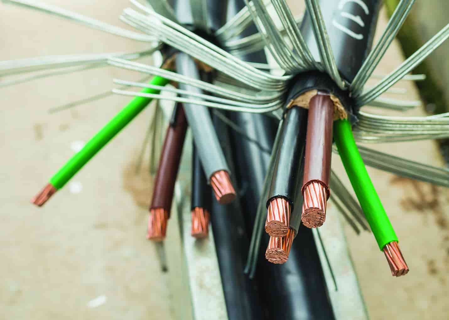 راهنما ی خرید سیم و کابل فشار قوی + قیمت عالی