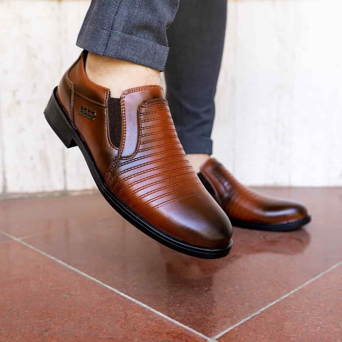 خرید و فروش کفش چرم مردانه بدون بند با شرایط فوق العاده و استثنایی