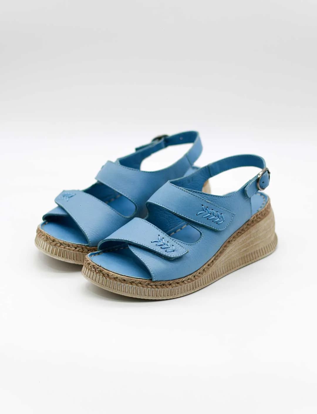 تصویر 4 از خرید و فروش صندل چرم زنانه با شرایط فوق العاده