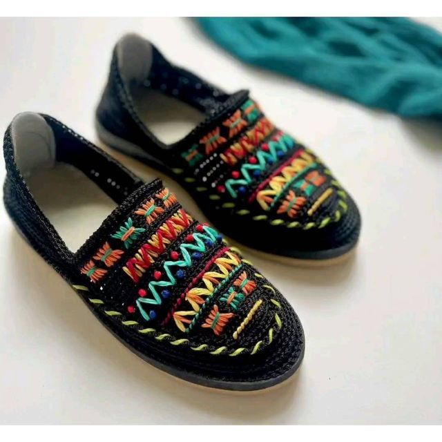 فروش گیوه طرح سنتی + قیمت خرید به صرفه