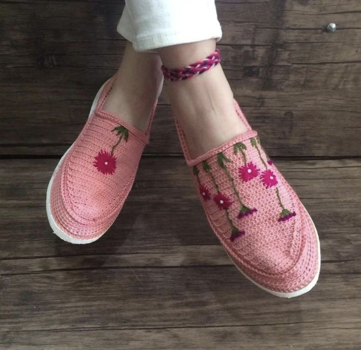 قیمت گیوه طرح بابونه با کیفیت ارزان + خرید عمده