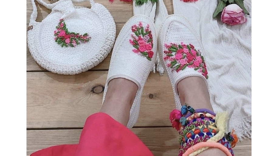 قیمت خرید گیوه طرح گلگونی + فروش ویژه