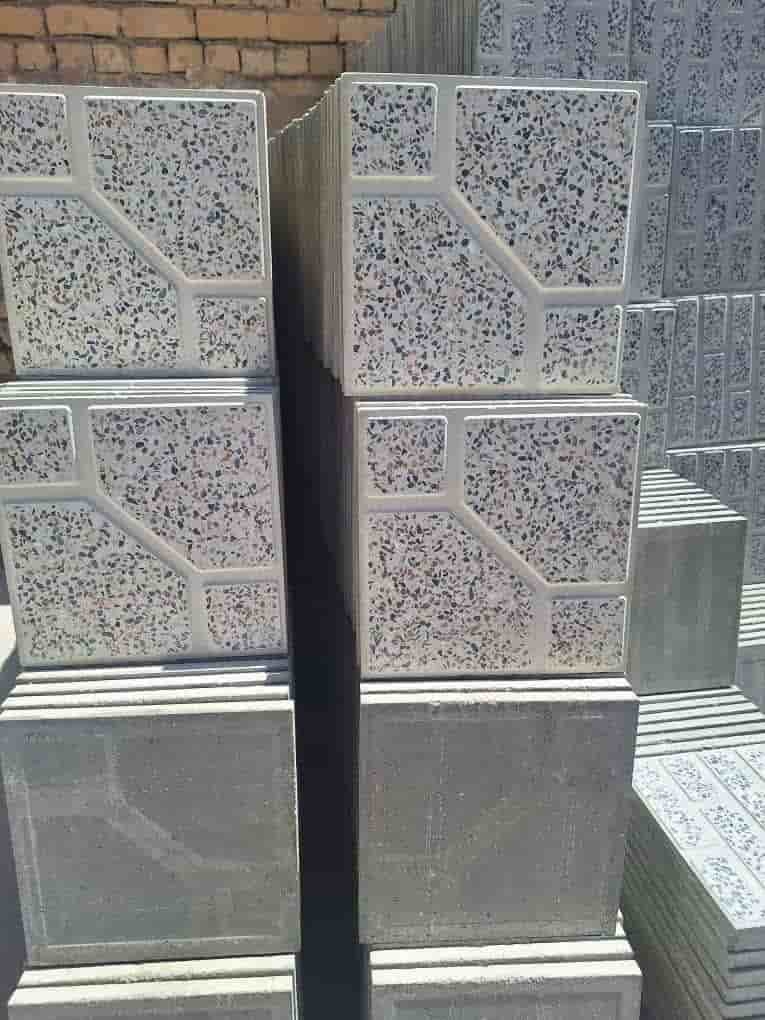 خرید موزائیک ساختمان حیاطی