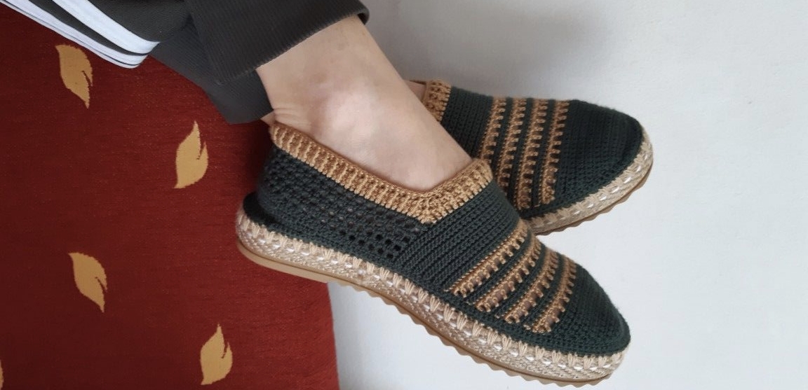 قیمت گیوه زنانه بافتنی با کیفیت ارزان + خرید عمده