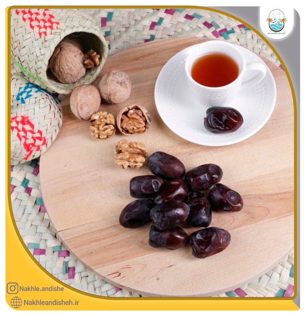 خرید خرما مضافتی کرمان صادراتی به کشور آفریقا و بنگلادش