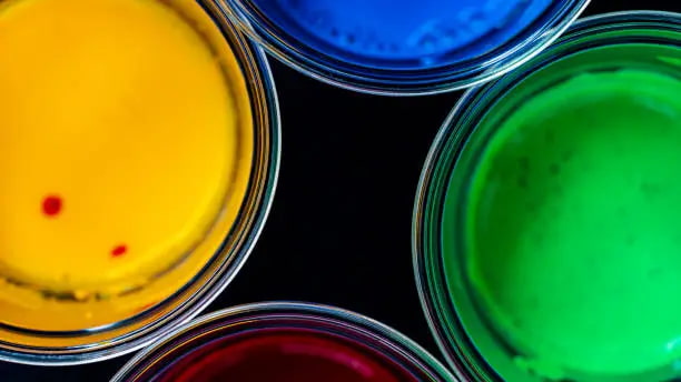 قیمت رنگ ویترای صنعتی با کیفیت ارزان + خرید عمده