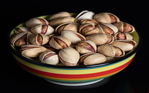 قیمت خرید پسته اکبری درجه یک با فروش عمده