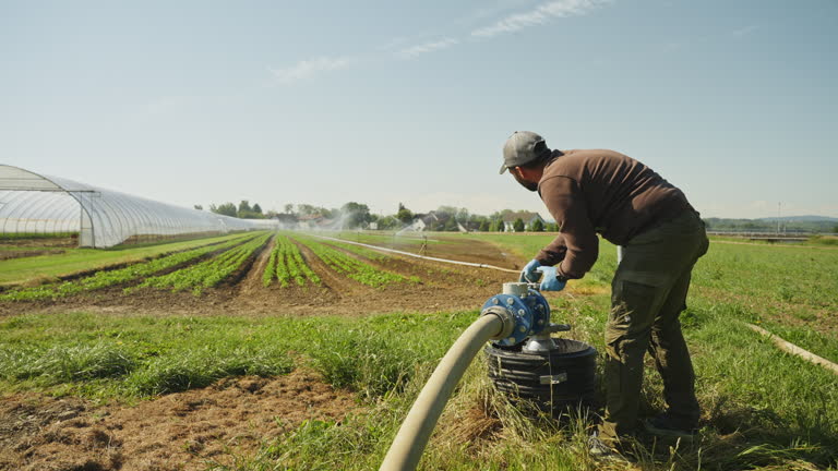 تصویر 1 از قیمت خرید بهترین پمپ آبیاری قطره‌ ای عمده به صرفه و ارزان