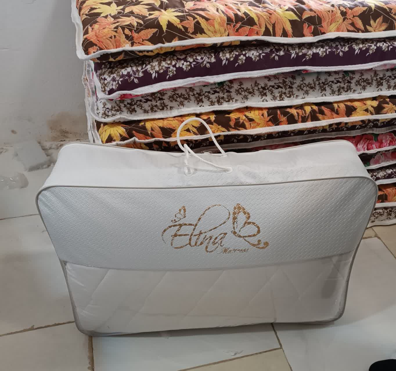 خرید عمده تشک مسافرتی ۴ کیلویی