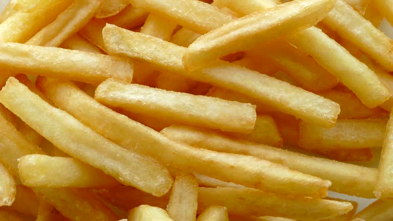 تصویر 1 از خرید و قیمت سیب زمینی فرنچ فرایز نیمه آماده + فروش عمده