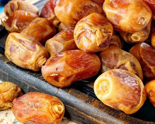 قیمت خرما زاهدی زرد صادراتی با کیفیت عالی + خرید عمده