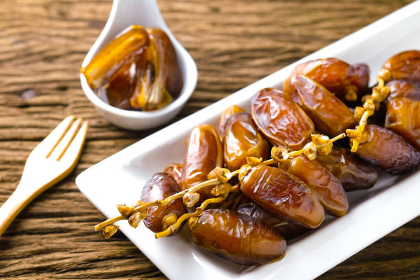 قیمت خرما زاهدی بسته بندی با کیفیت ارزان + خرید عمده