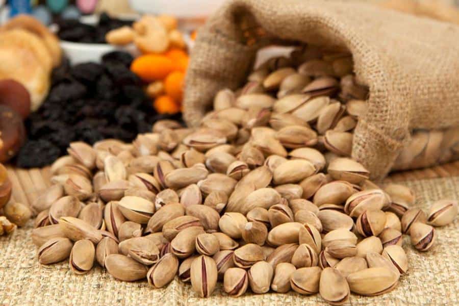 قیمت خرید پسته اکبری نمکی ممتاز + فروش ویژه