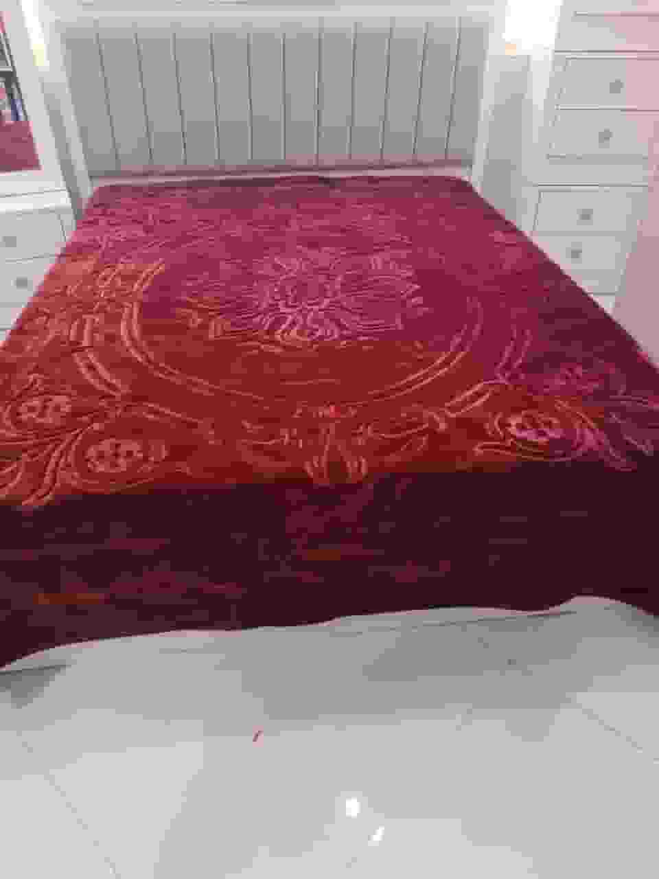 تصویر 4 از قیمت پتو نرمین طلایی + فروش عمده