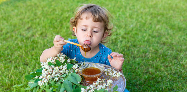 قیمت عسل عناب مرغوب + خرید باور نکردنی