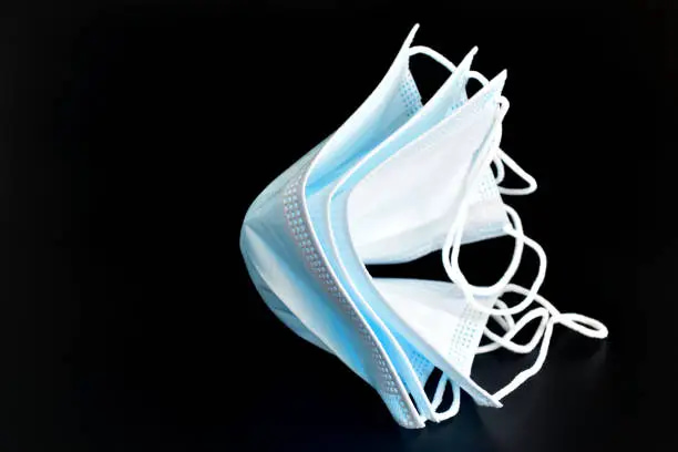 تصویر 1 از قیمت خرید ماسک پزشکی سه‌ لایه عمده به صرفه و ارزان