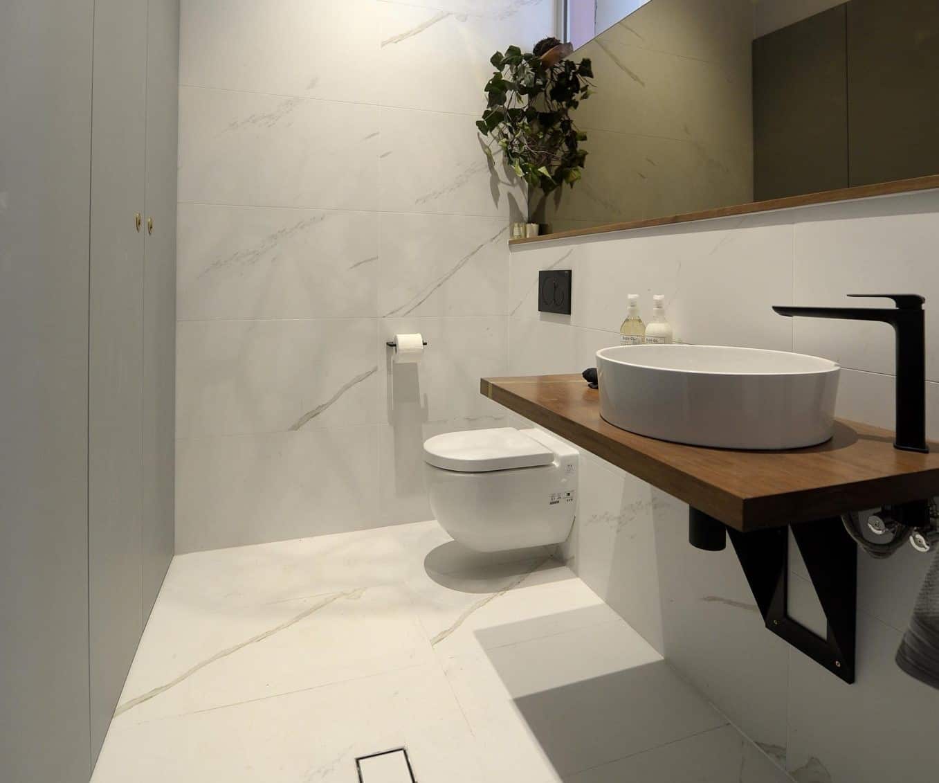 خرید فلاش تانک صفحه تاچ صادراتی + قیمت عالی باکیفیت