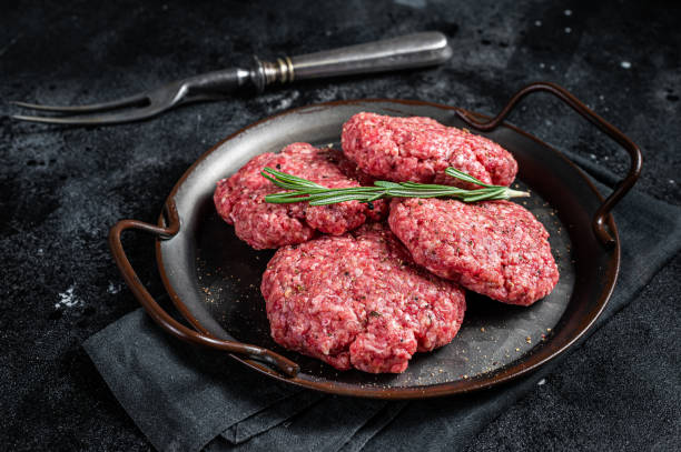 فروش گوشت چرخ کرده گوسفندی صادر به بازارهای منطقه ای + قیمت خرید به صرفه