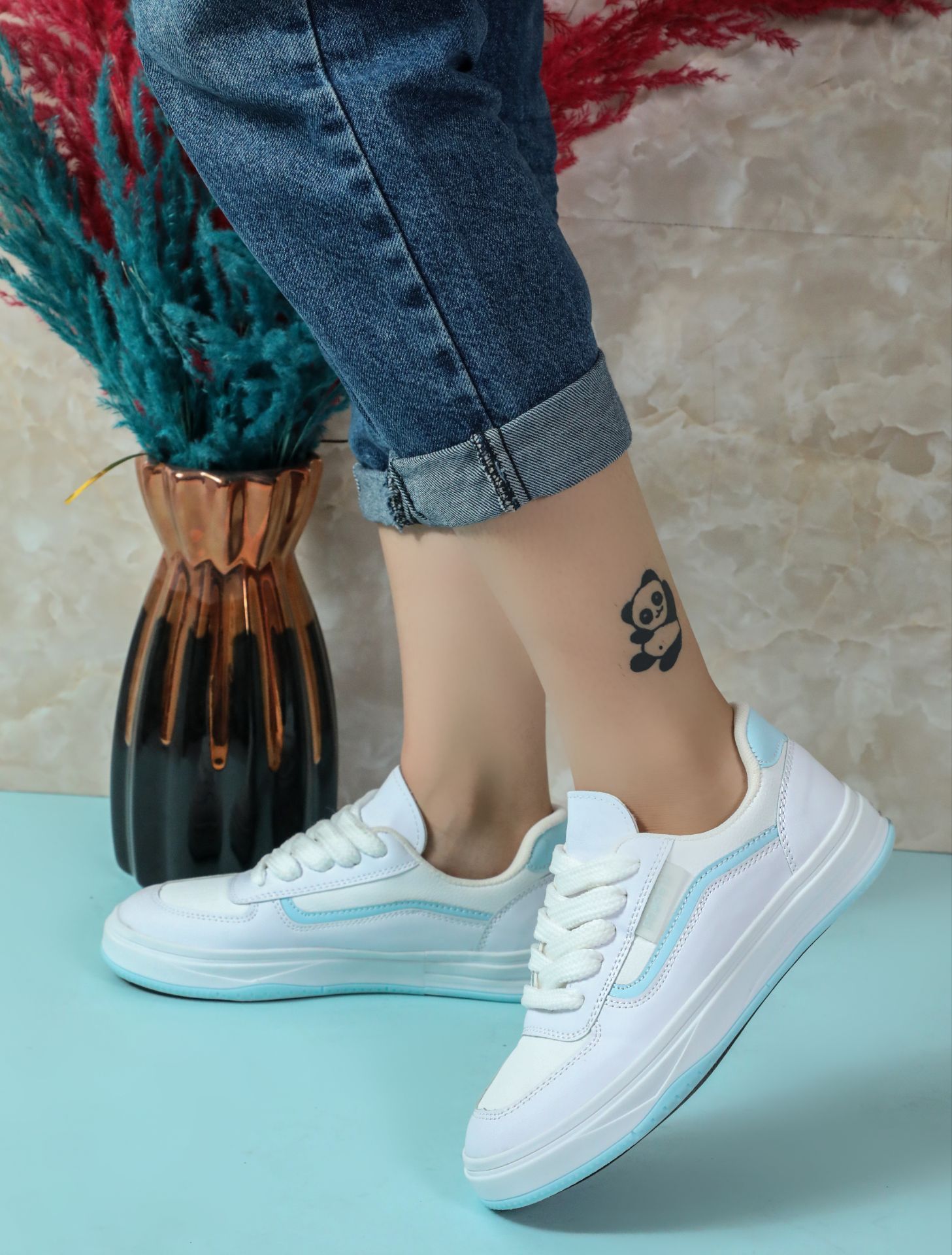 خرید ونس زنانه عالی