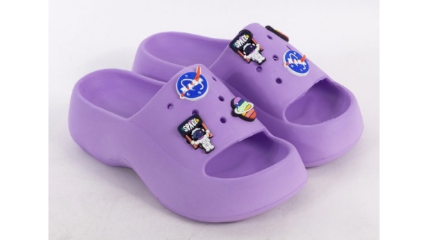 تصویر 5 از فروش دمپایی زنانه مدل پرنسس استیکر دار + قیمت خرید به صرفه