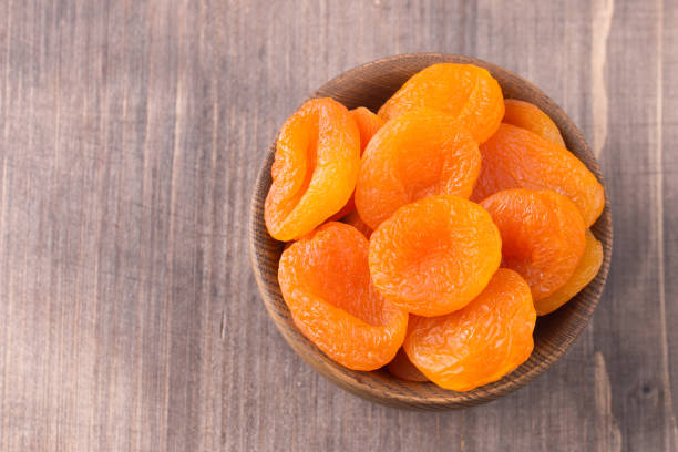 فروش زردآلو خشک تیزابی + قیمت خرید به صرفه