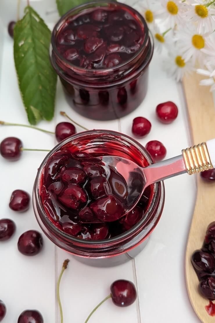 تصویر 5 از قیمت خرید مربا گیلاس شانا ۳۰۵ گرمی + فروش ویژه