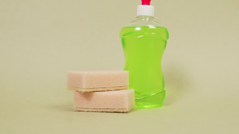 قیمت خرید مایع ظرفشویی نیم لیتری عمده به صرفه و ارزان