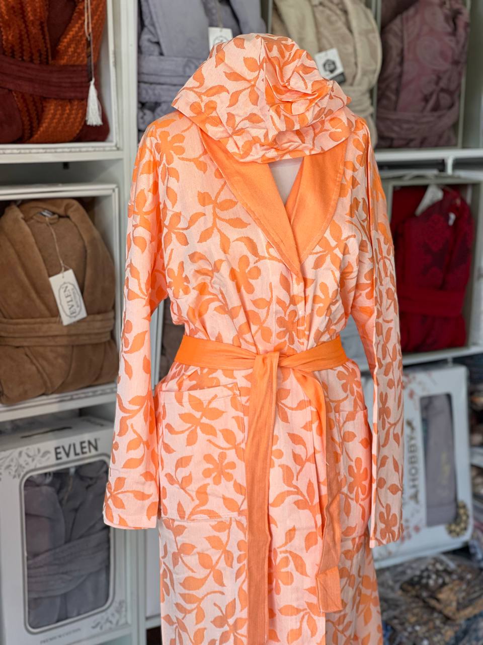 خرید فوق‌ العاده و باکیفیت حوله تنپوش نخی یزدی سایز لارج و ایکس لارج