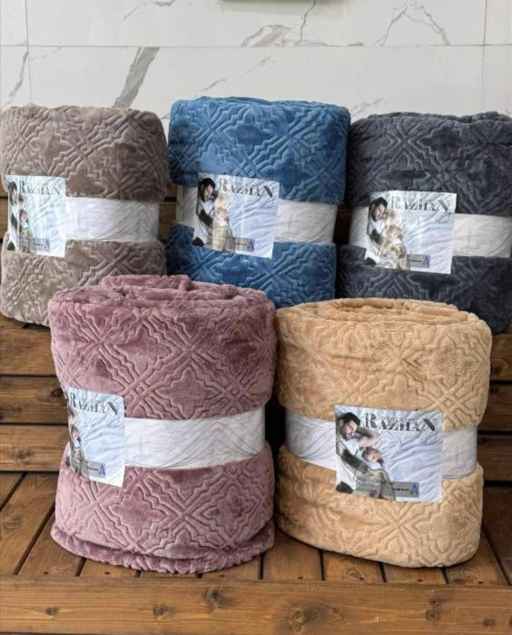 خرید فوق العاده و ارزان قیمت و عمده پتو مسافرتی چهار فصل راژان الوان دو نفره