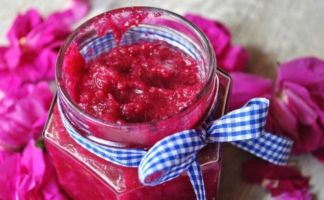 قیمت مربا گل محمدی