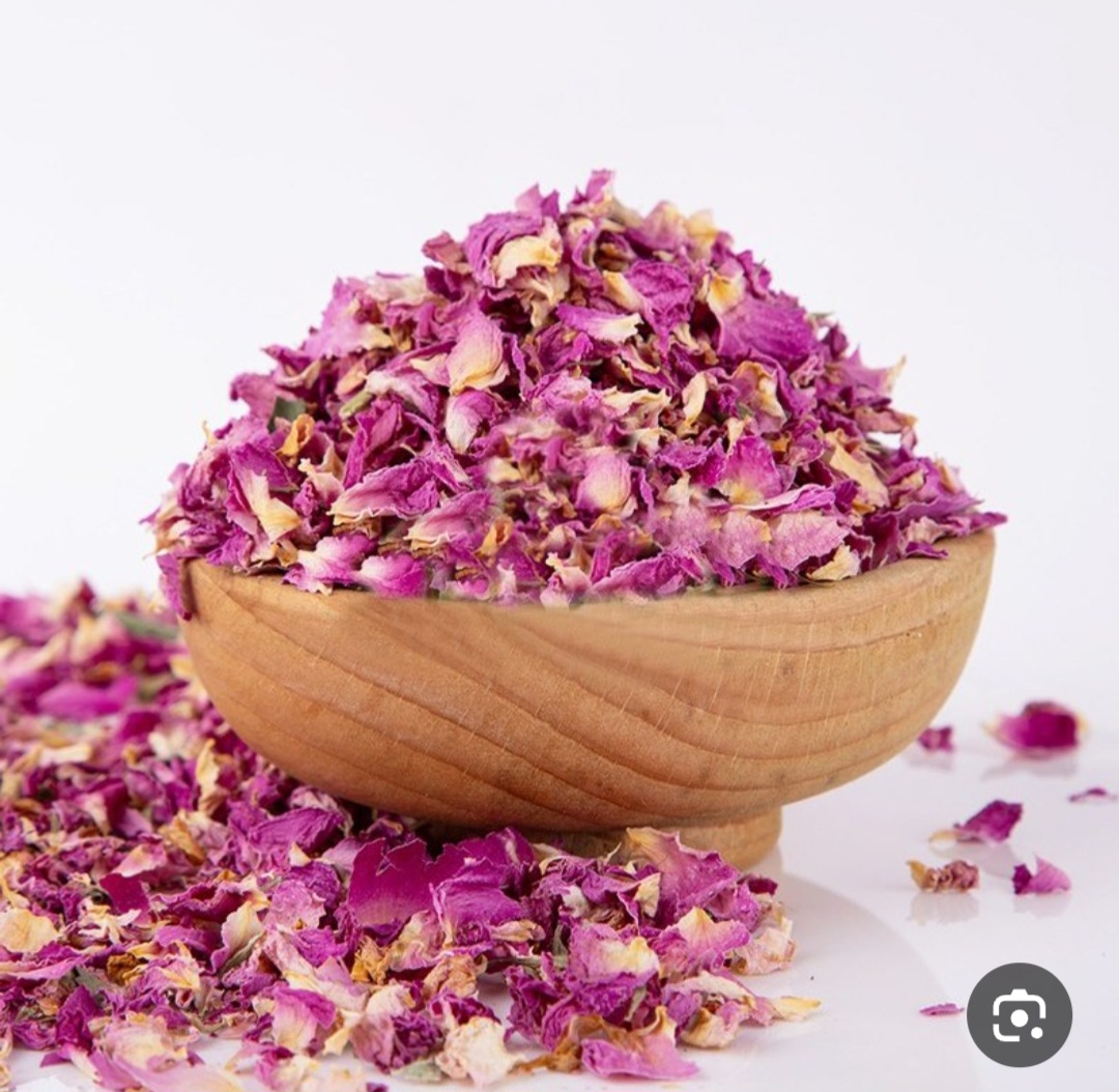 فروش ویژه گل محمدی عمده با تضمینی کیفیت و ماندگاری بالا