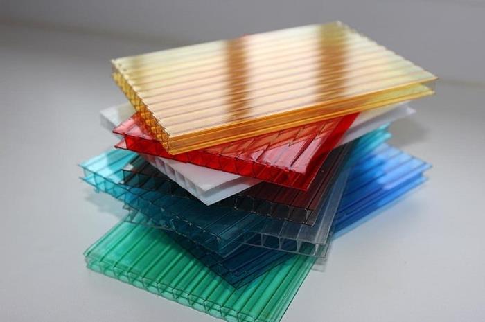خرید پلی کربنات سقف کارتن پلاست با تضمین کیفیت و قیمت