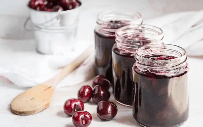 تصویر 4 از قیمت مربا آلبالو شانا ۵۷۰ گرمی + خرید باور نکردنی