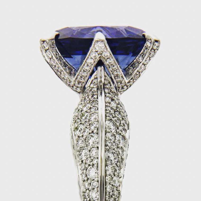 خرید و فروش انگشتر یاقوت کبود زنانه با شرایط فوق العاده