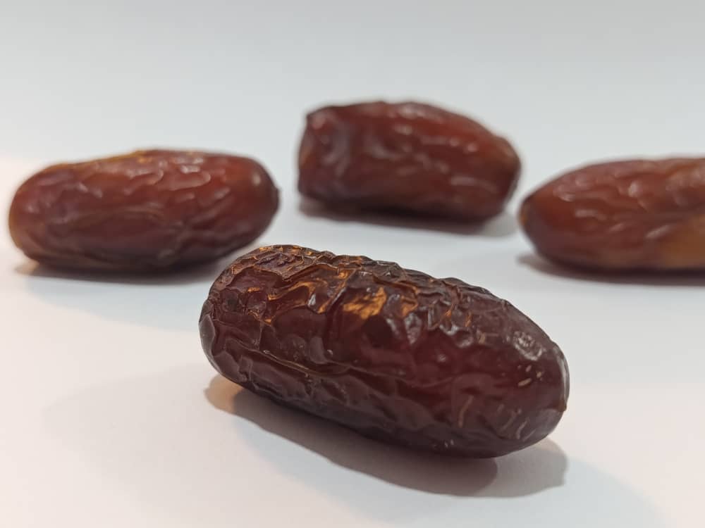 خرید بی‌ واسطه خرما پیارم حاجی آباد + فروش