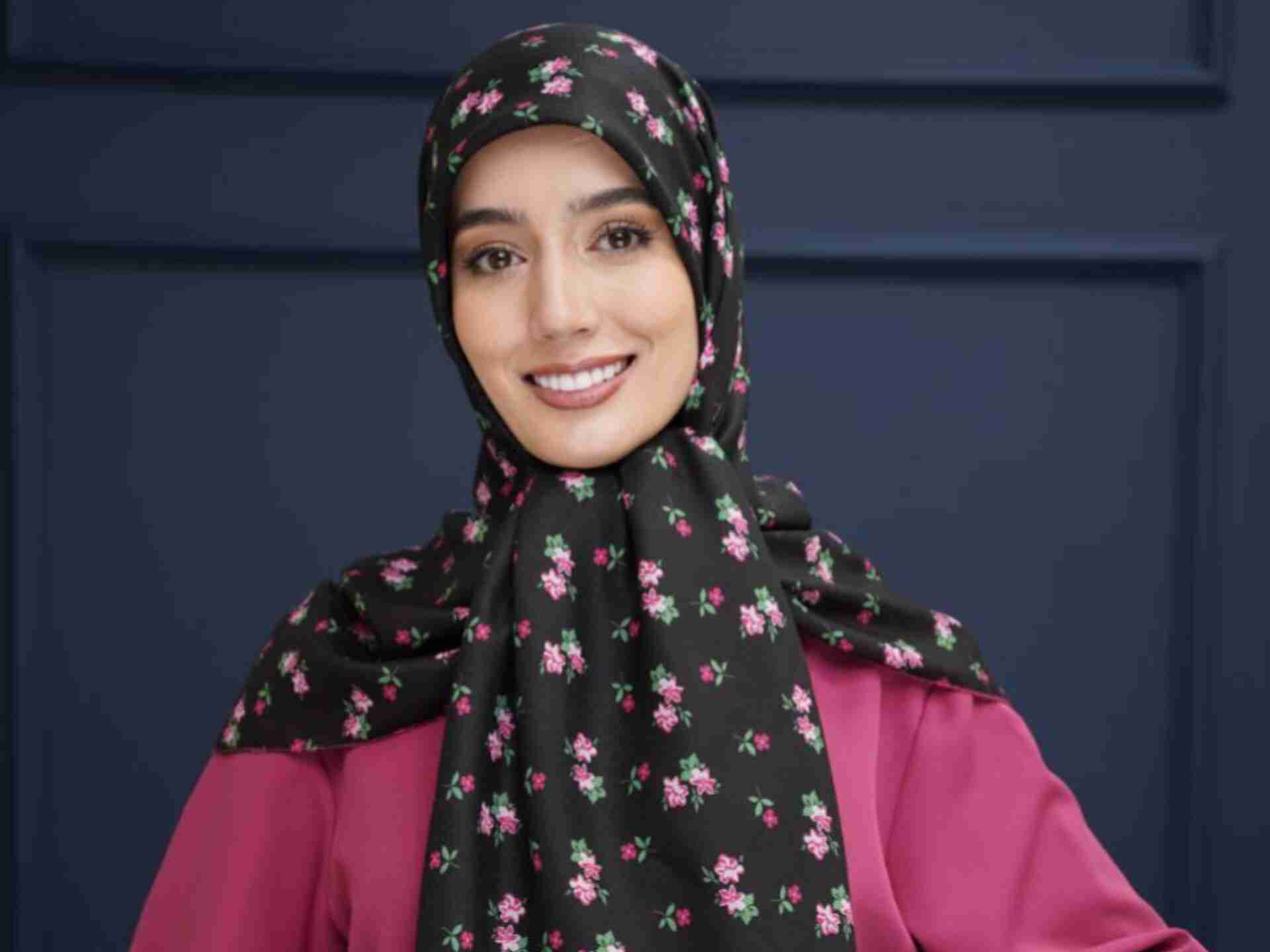 تصویر 1 از قیمت خرید عمده روسری نخی مشکی طرحدار + فروش ویژه